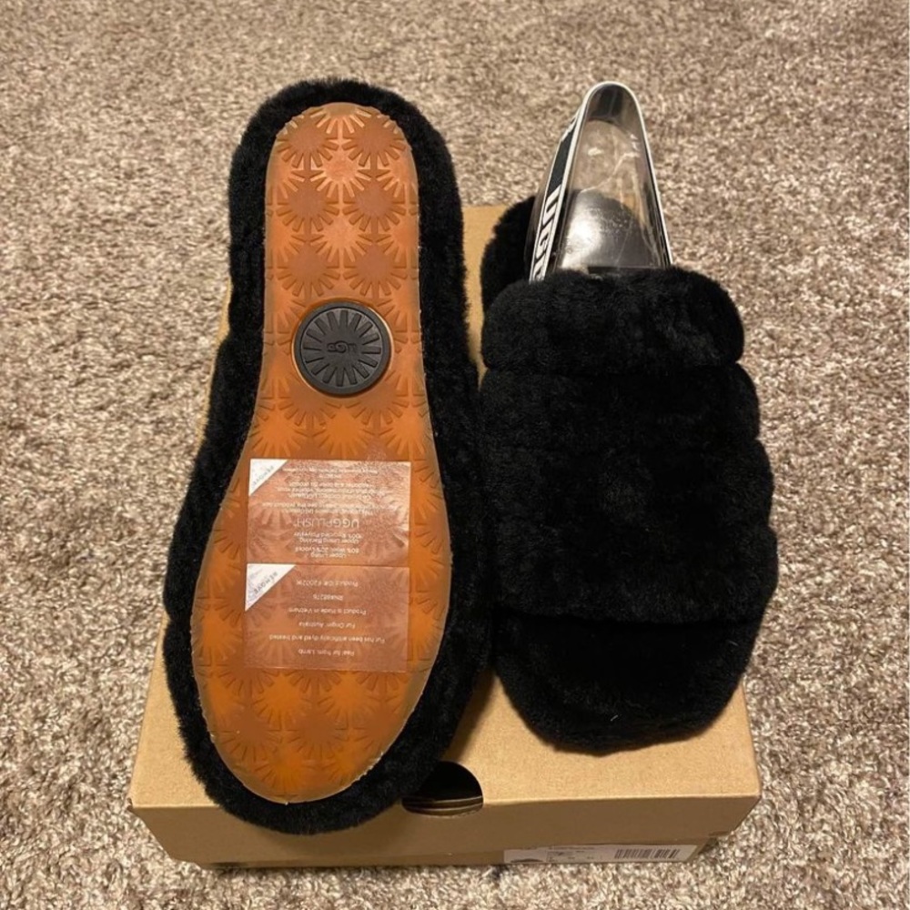 Ugg slides